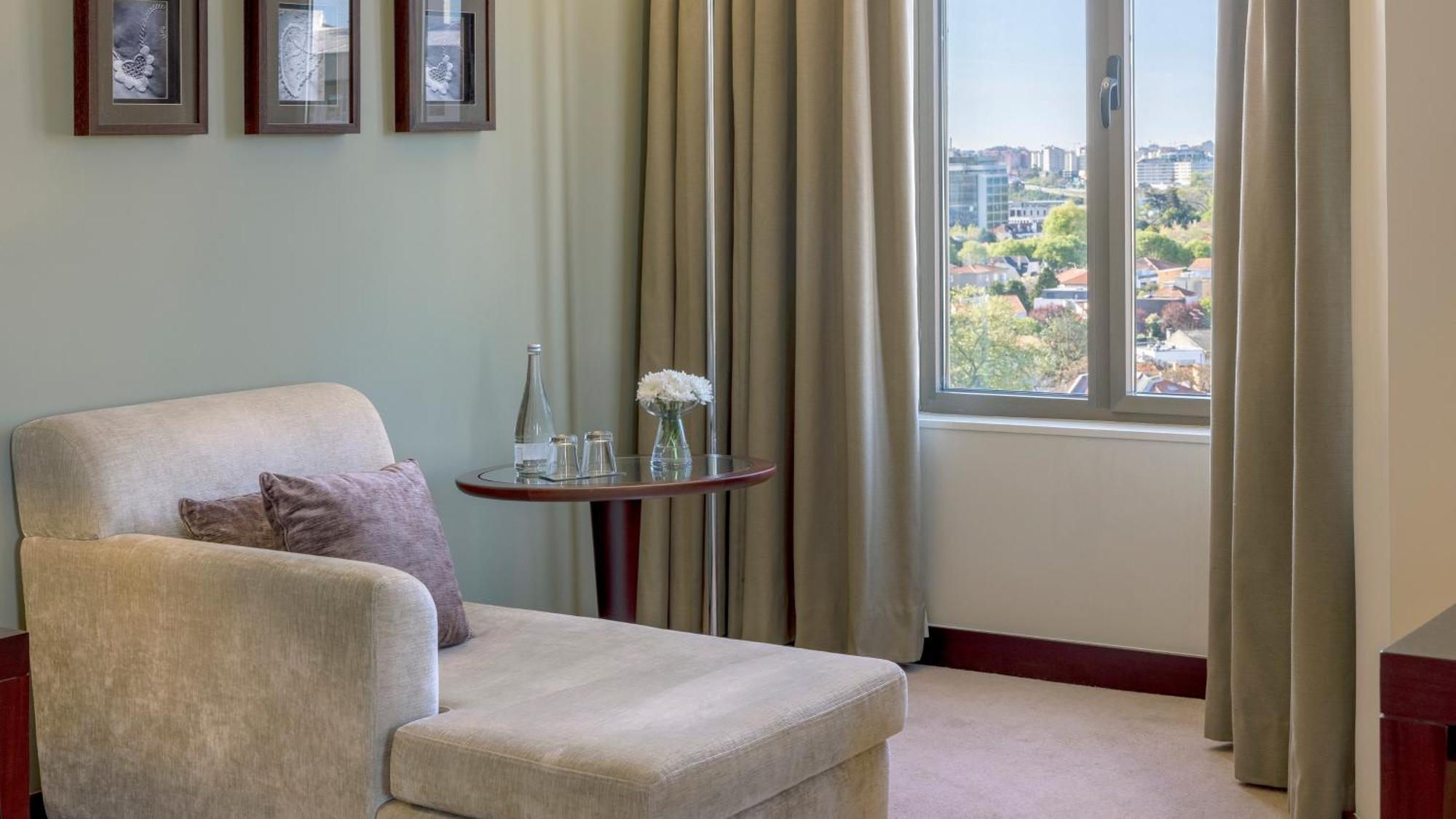 Crowne Plaza Porto, an IHG Hotel Esterno foto