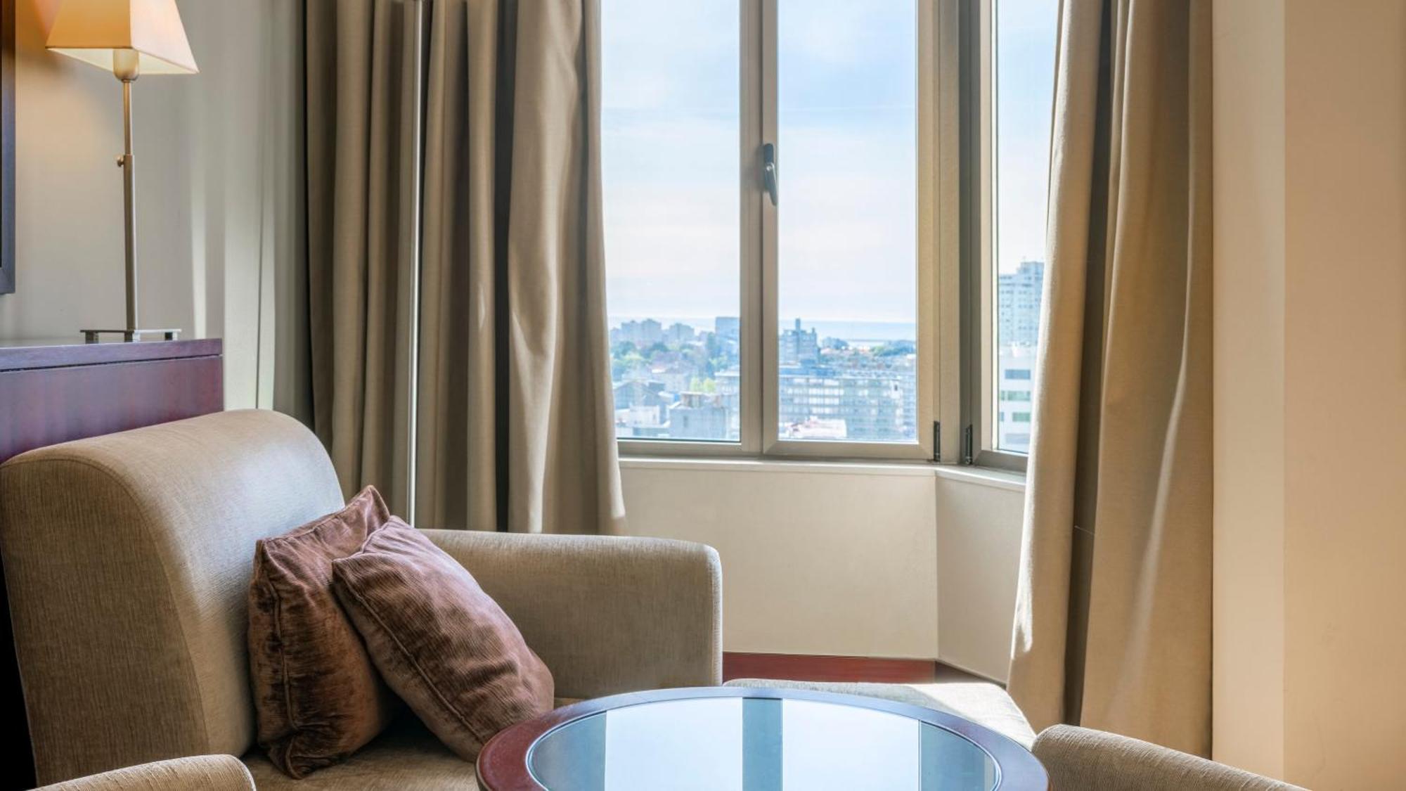 Crowne Plaza Porto, an IHG Hotel Esterno foto